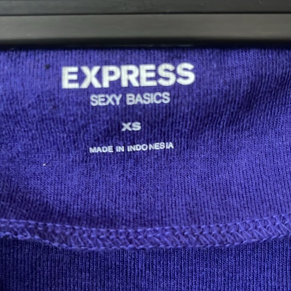 Express Sexy Basics Cowl Neck Purple Tee XS - Picture 2 of 8